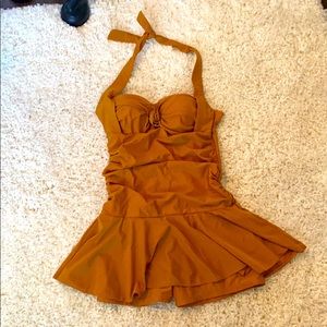 Bathing Suit ( FITS a  Medium) TAG says xxl.  vintage pinup style